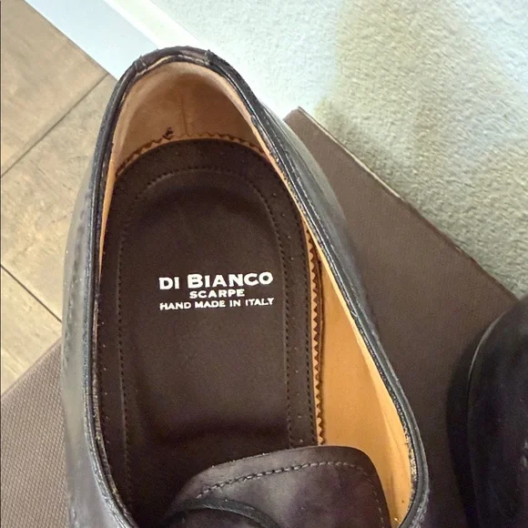 Classic Gray Men's Oxford Shoes - Picture 2 of 6